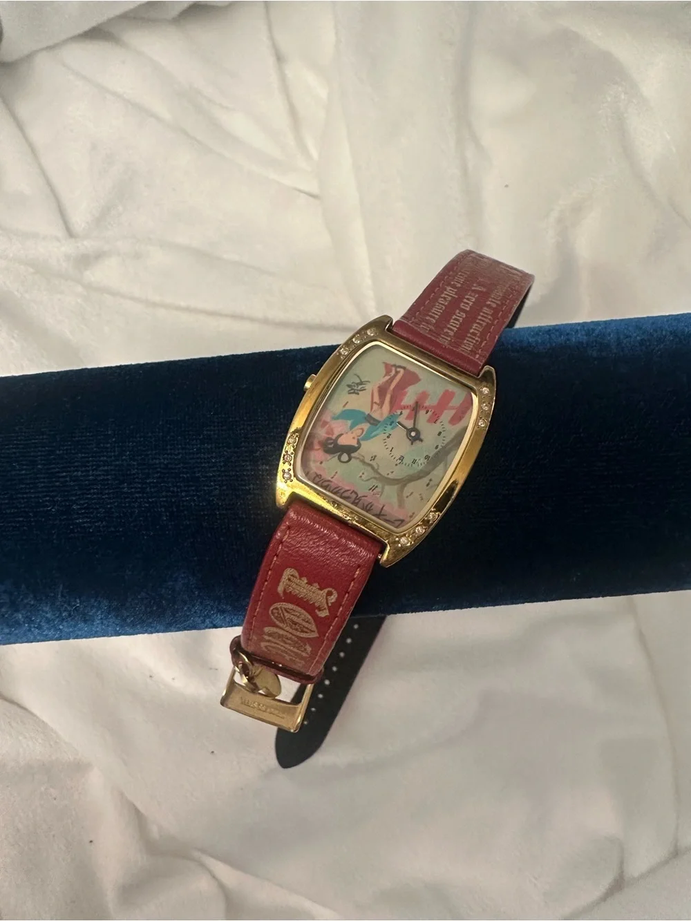 Harajuku Lovers Gwen Stefani Vintage Red Double Wrap Watch HLLA40 - VGUC